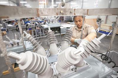 羅源智能制造再升級 新型智能斷路器生產(chǎn)線正式投產(chǎn)，引領(lǐng)電力設(shè)備加工新紀(jì)元